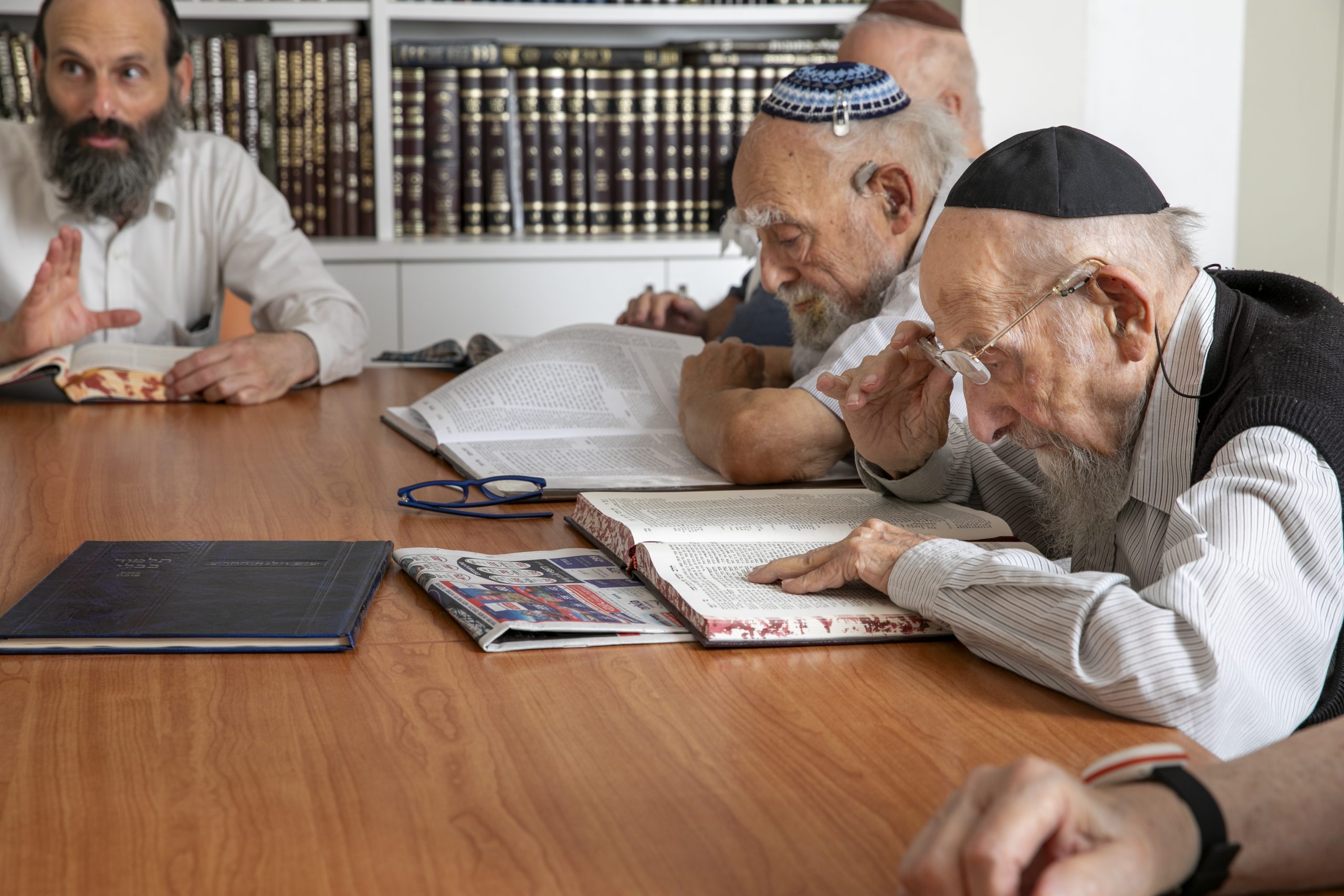 דת וקהילה - רעות ג'יני ברויאר