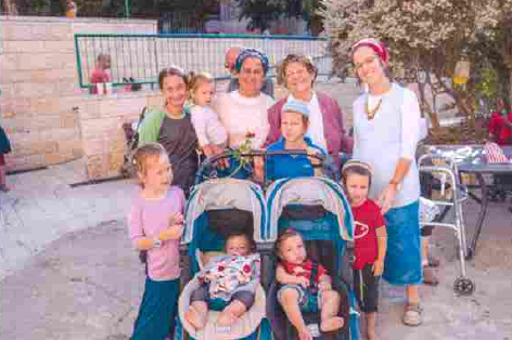 רבקה אביחיל, בית ברט ירושלים