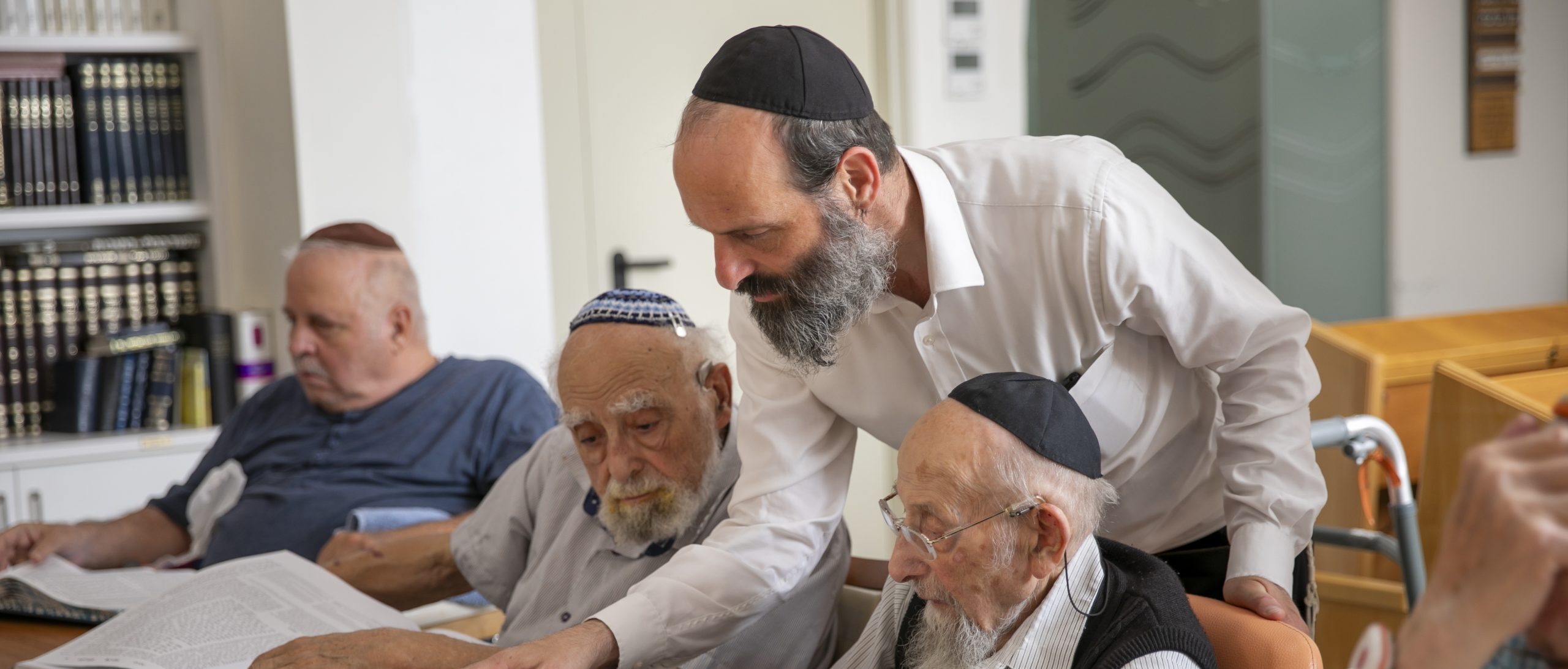בית ברט - לימוד תורה